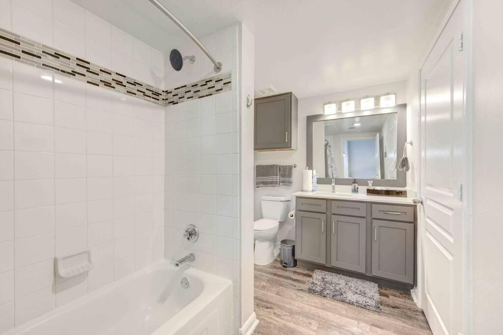 Houston Medical Center-Beautiful 1-Bedroom Apartment Near Nrg Dış mekan fotoğraf